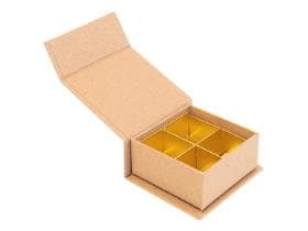Luxbox mit Magnetverschluss, Kraft 65x65/20mm, aufgerichtet geliefert